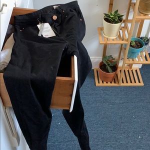 ASOS Denim High Rise "Mom" Black Pants size 30